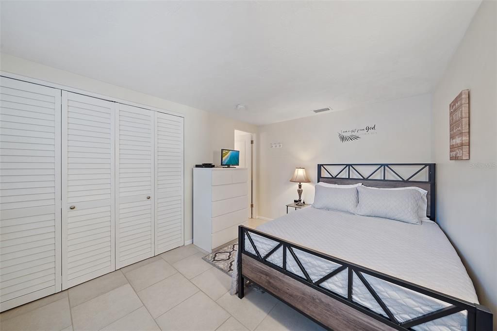 For Sale: $499,000 (3 beds, 2 baths, 1690 Square Feet)