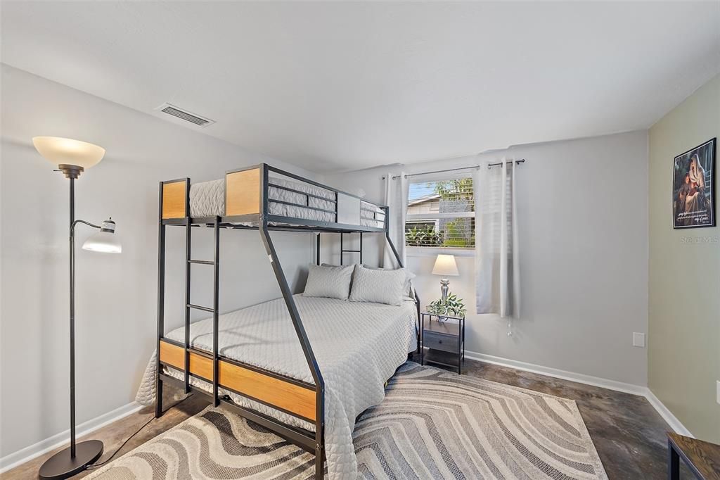 For Sale: $499,000 (3 beds, 2 baths, 1690 Square Feet)