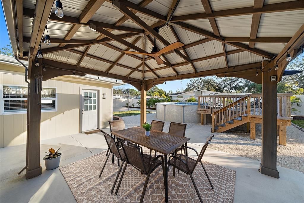 For Sale: $499,000 (3 beds, 2 baths, 1690 Square Feet)
