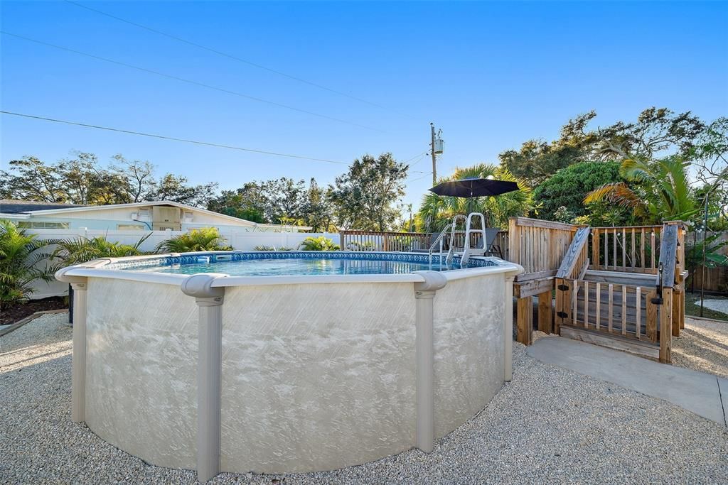 For Sale: $499,000 (3 beds, 2 baths, 1690 Square Feet)