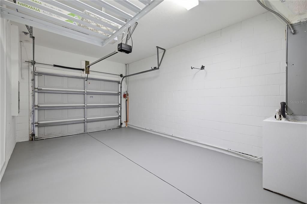En Venta: $330,000 (3 camas, 2 baños, 1588 Pies cuadrados)