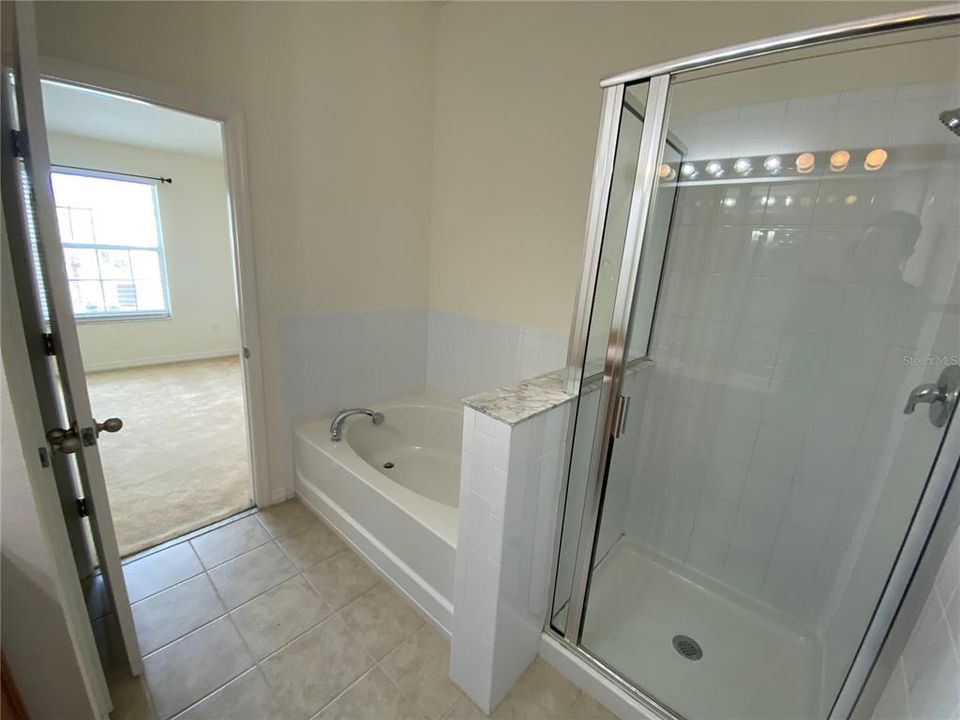 En Renta: $2,450 (3 camas, 2 baños, 1420 Pies cuadrados)