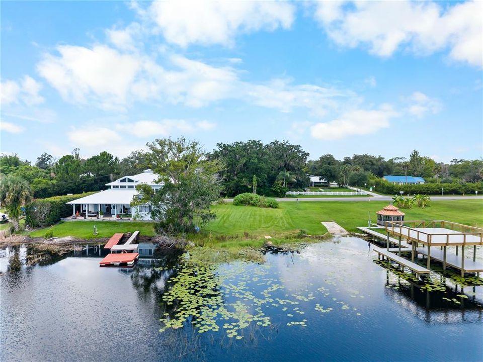 For Sale: $1,399,000 (6 beds, 4 baths, 7395 Square Feet)