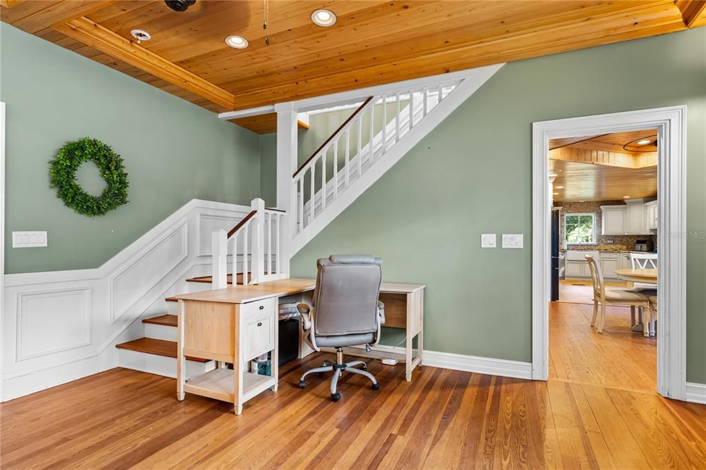 For Sale: $1,399,000 (6 beds, 4 baths, 7395 Square Feet)