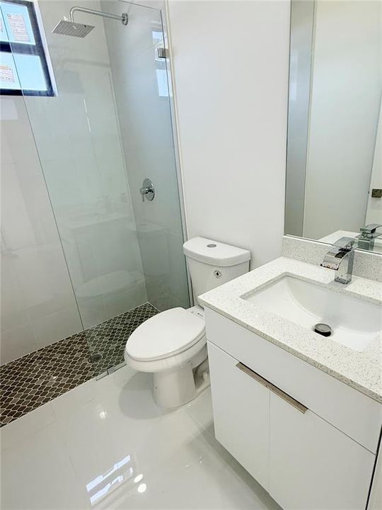 For Sale: $399,000 (4 beds, 3 baths, 1904 Square Feet)