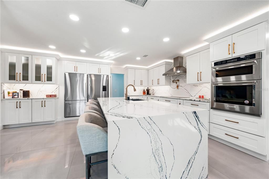 For Rent: $10,000 (3 beds, 2 baths, 2434 Square Feet)