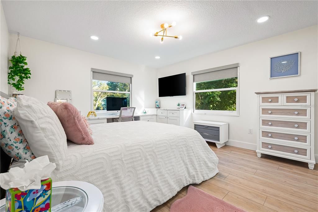 For Rent: $10,000 (3 beds, 2 baths, 2434 Square Feet)