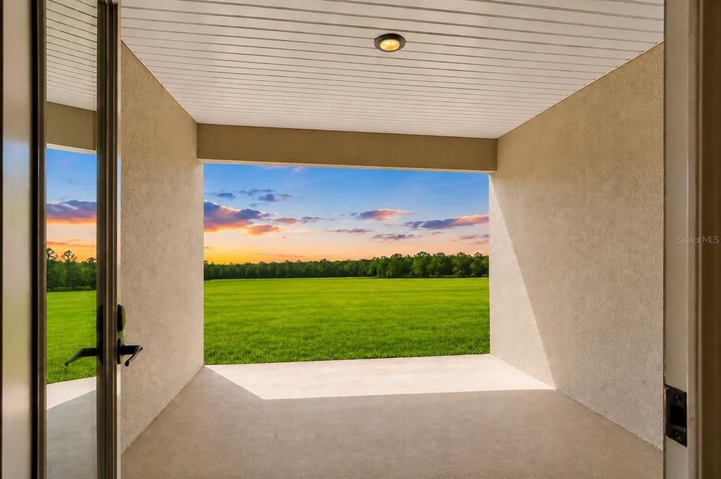 For Sale: $364,900 (4 beds, 3 baths, 2200 Square Feet)