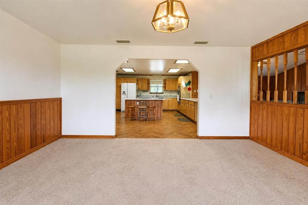 For Sale: $500,000 (4 beds, 3 baths, 2760 Square Feet)
