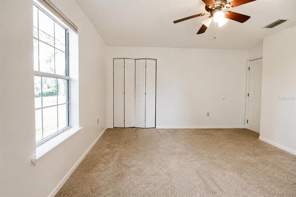 For Sale: $500,000 (4 beds, 3 baths, 2760 Square Feet)