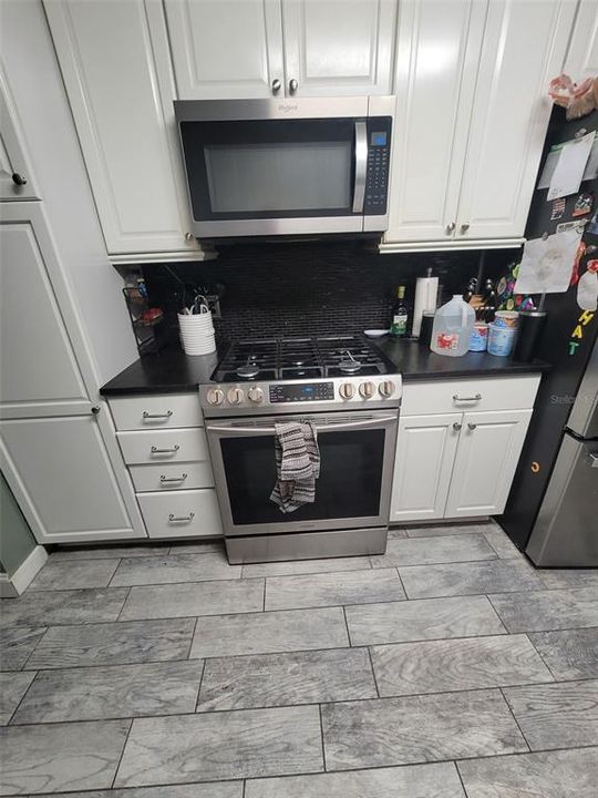 En Venta: $439,900 (3 camas, 2 baños, 1608 Pies cuadrados)