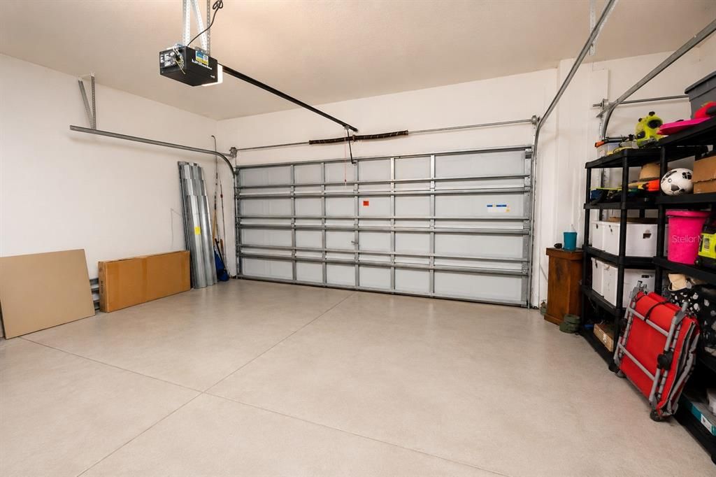 En Venta: $399,900 (4 camas, 3 baños, 2592 Pies cuadrados)