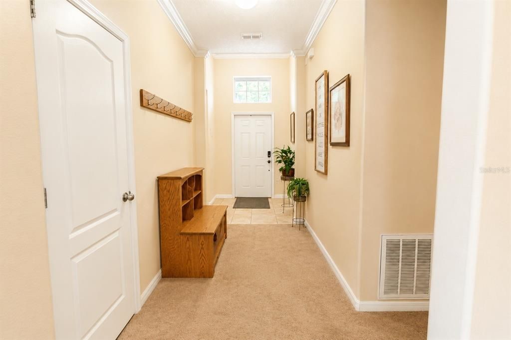 En Venta: $399,900 (4 camas, 3 baños, 2592 Pies cuadrados)
