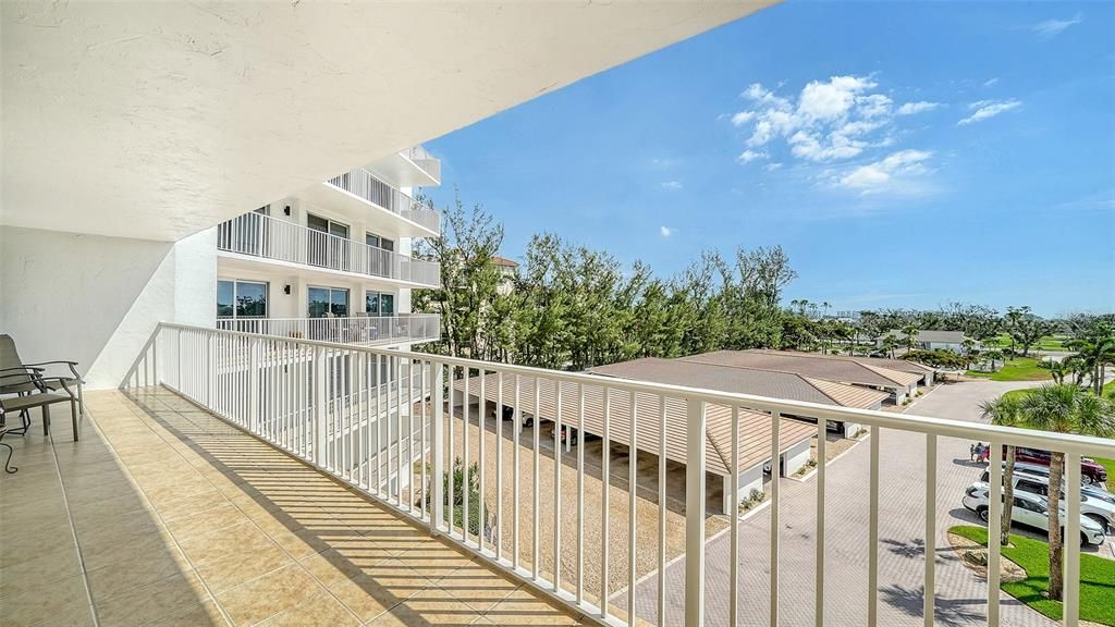 На продажу: $625,000 (2 спален, 2 ванн, 1235 Квадратных фут)