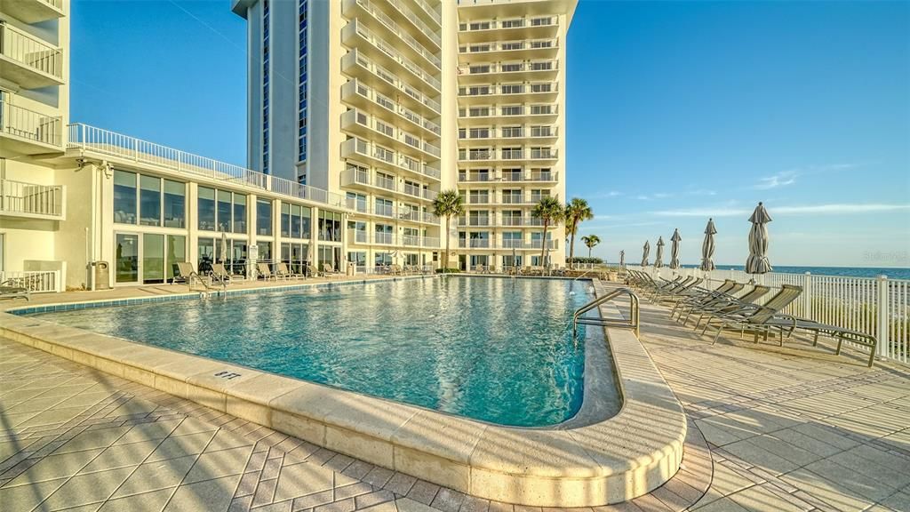 На продажу: $625,000 (2 спален, 2 ванн, 1235 Квадратных фут)