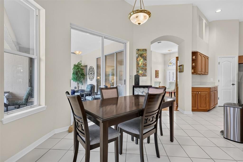 For Sale: $570,000 (3 beds, 3 baths, 2777 Square Feet)