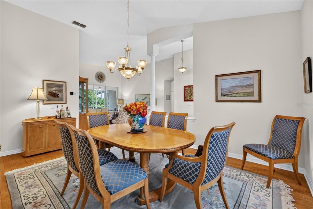 For Sale: $570,000 (3 beds, 3 baths, 2777 Square Feet)