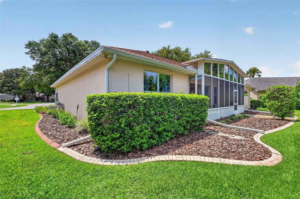 For Sale: $570,000 (3 beds, 3 baths, 2777 Square Feet)