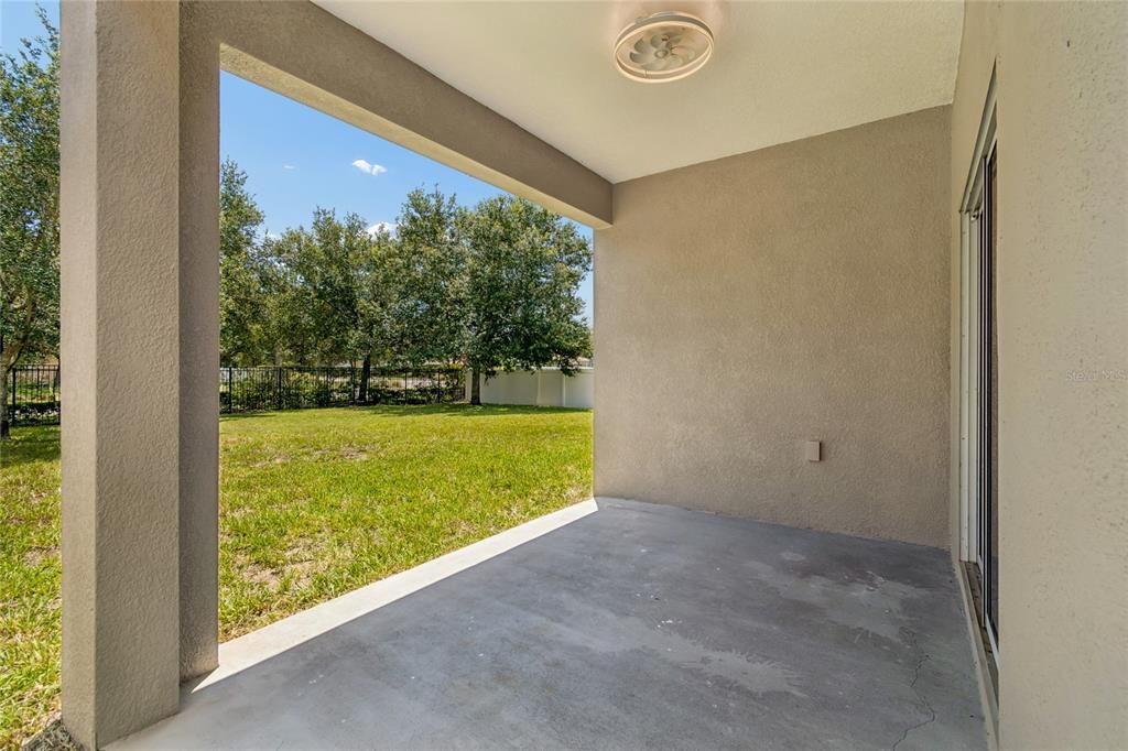 En Venta: $469,900 (5 camas, 3 baños, 3309 Pies cuadrados)