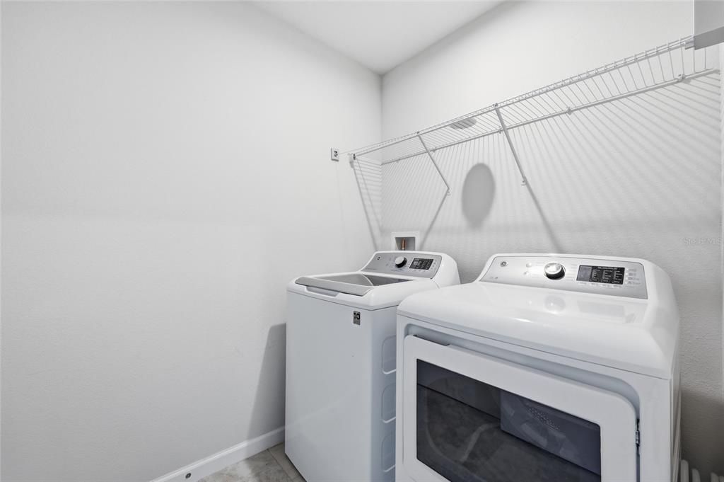 En Venta: $530,000 (3 camas, 2 baños, 2553 Pies cuadrados)