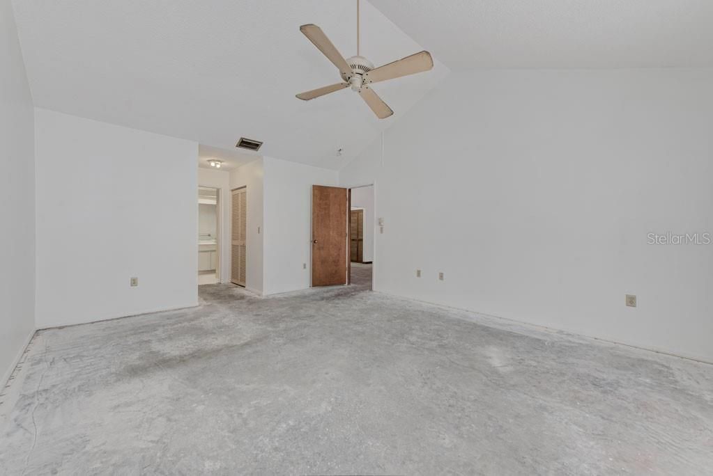 En Venta: $235,000 (2 camas, 2 baños, 1249 Pies cuadrados)