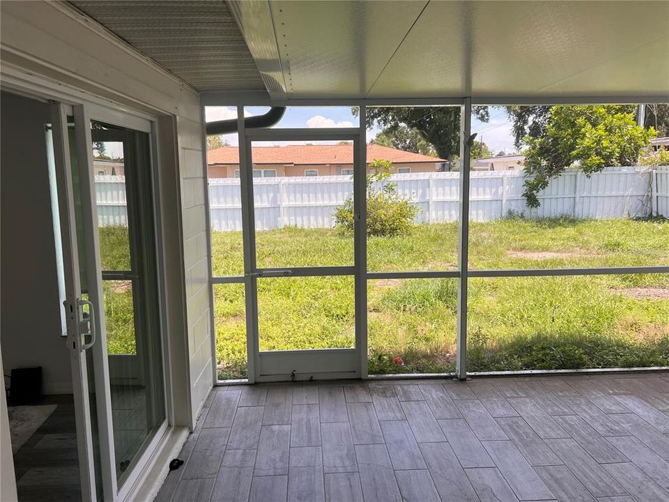 For Sale: $535,000 (3 beds, 2 baths, 1594 Square Feet)