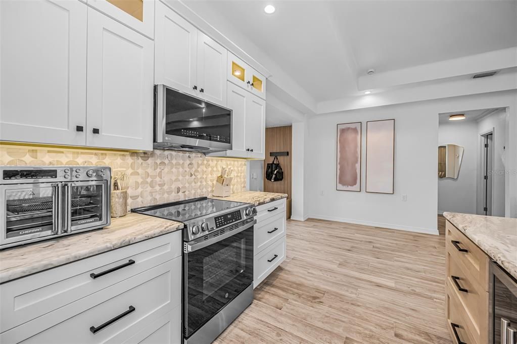 En Venta: $1,550,000 (3 camas, 3 baños, 2098 Pies cuadrados)