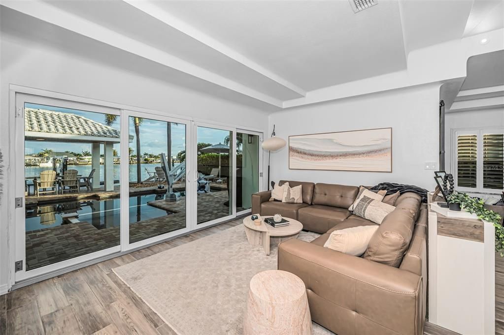 En Venta: $1,550,000 (3 camas, 3 baños, 2098 Pies cuadrados)