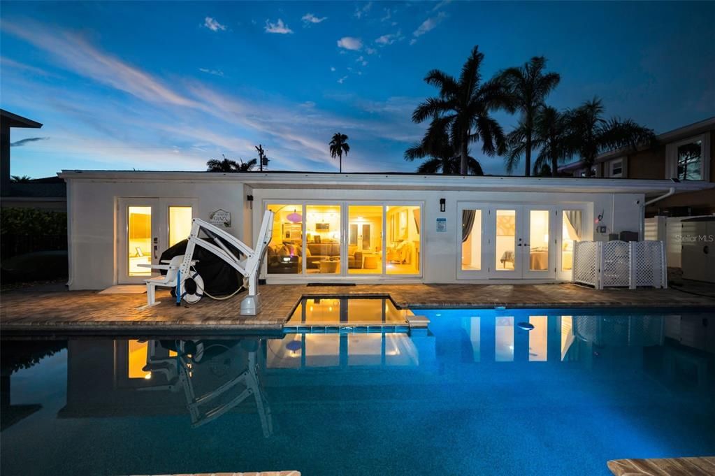 En Venta: $1,550,000 (3 camas, 3 baños, 2098 Pies cuadrados)