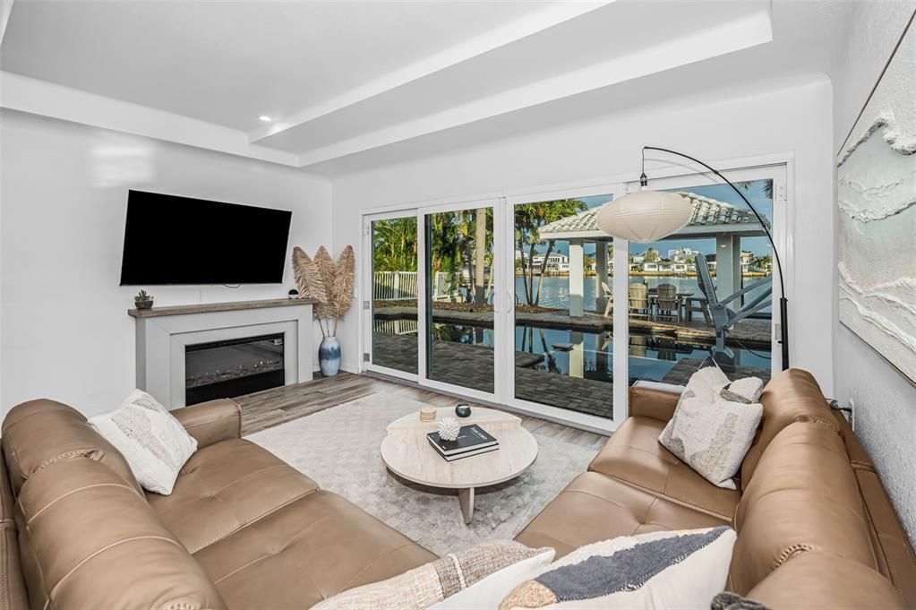 En Venta: $1,550,000 (3 camas, 3 baños, 2098 Pies cuadrados)