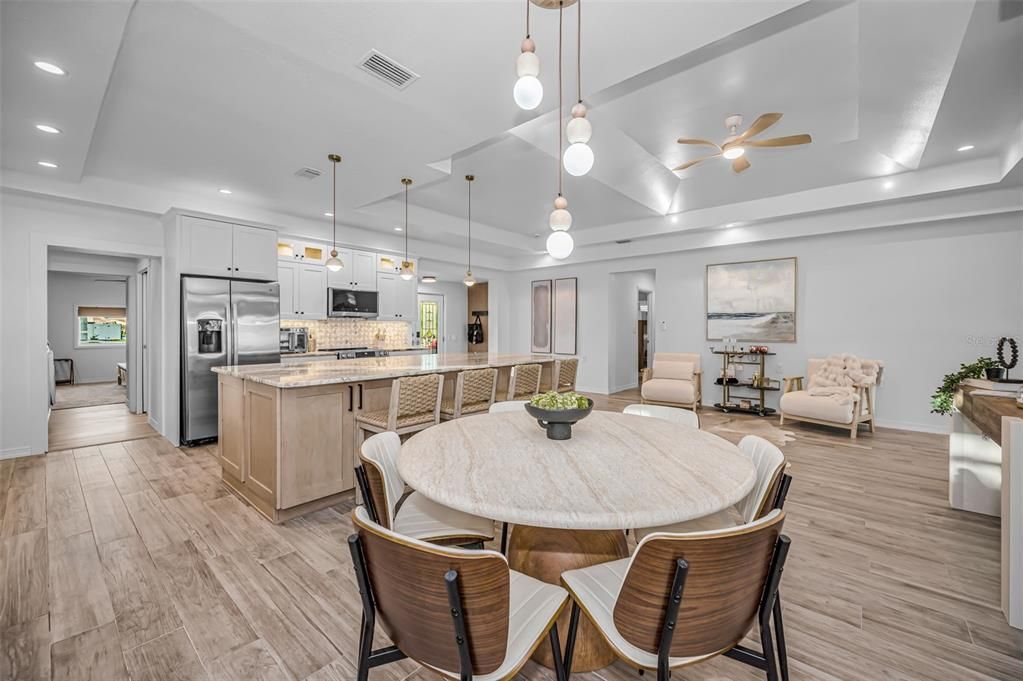 En Venta: $1,550,000 (3 camas, 3 baños, 2098 Pies cuadrados)
