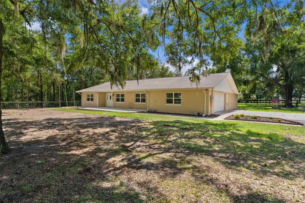 For Rent: $3,500 (4 beds, 3 baths, 2217 Square Feet)