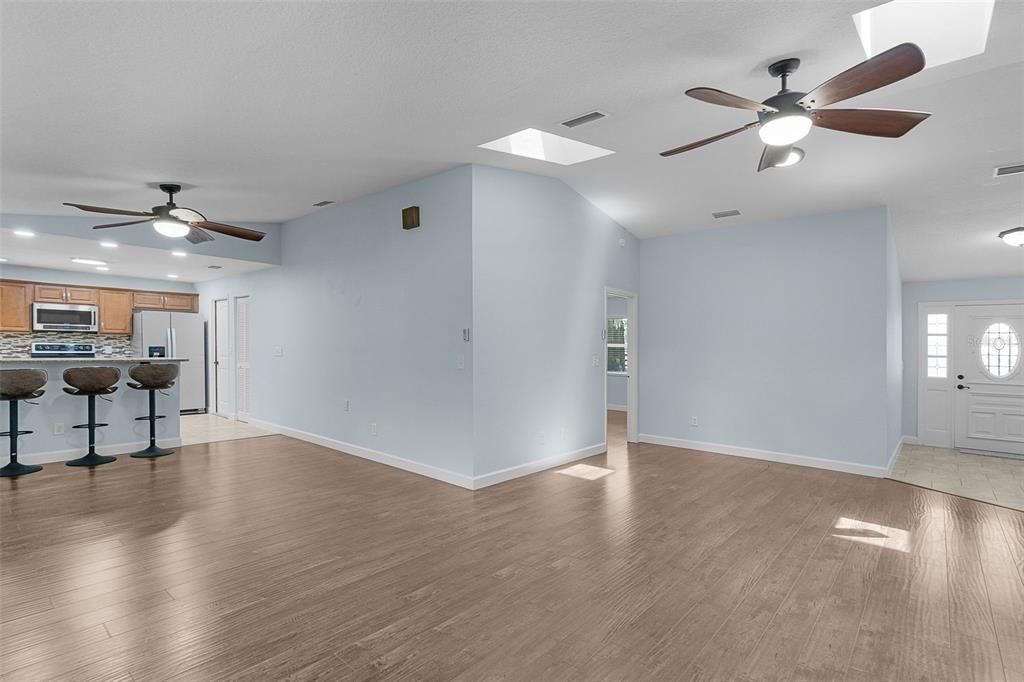 For Rent: $3,500 (4 beds, 3 baths, 2217 Square Feet)