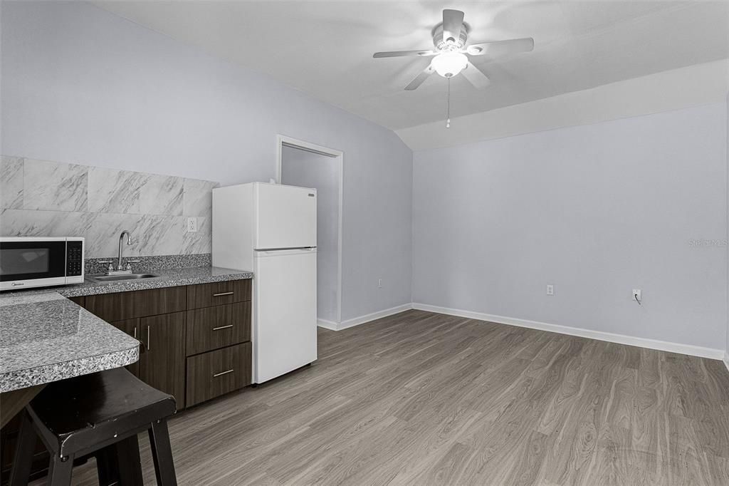 For Rent: $3,500 (4 beds, 3 baths, 2217 Square Feet)