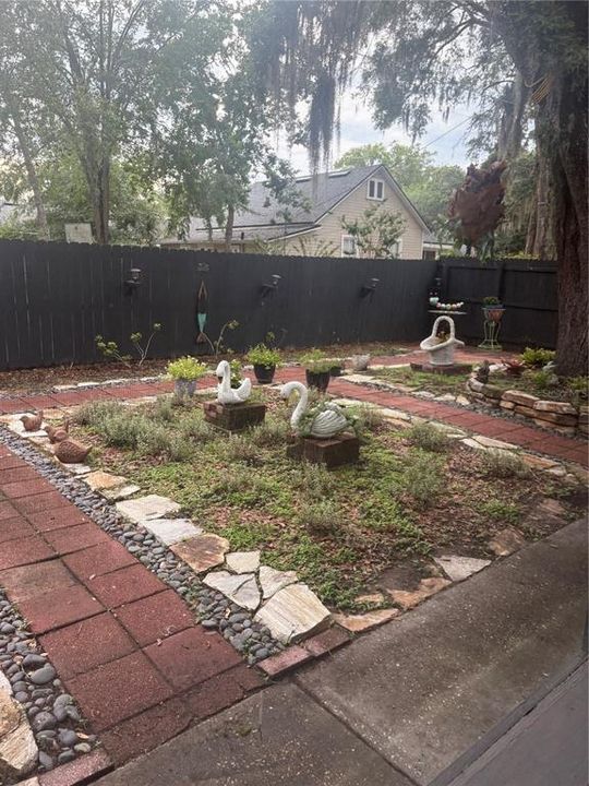 En Venta: $435,000 (3 camas, 2 baños, 1801 Pies cuadrados)