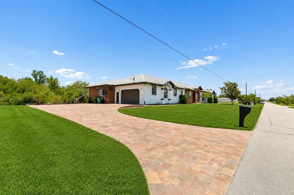 На продажу: $1,095,000 (4 спален, 3 ванн, 3254 Квадратных фут)