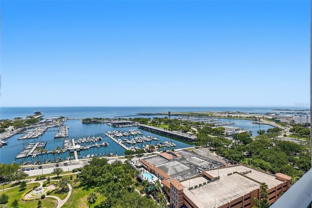 For Sale: $5,300,000 (4 beds, 5 baths, 4831 Square Feet)