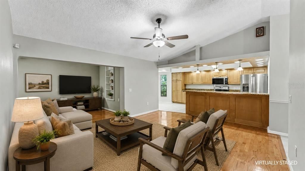 На продажу: $494,900 (4 спален, 2 ванн, 2293 Квадратных фут)