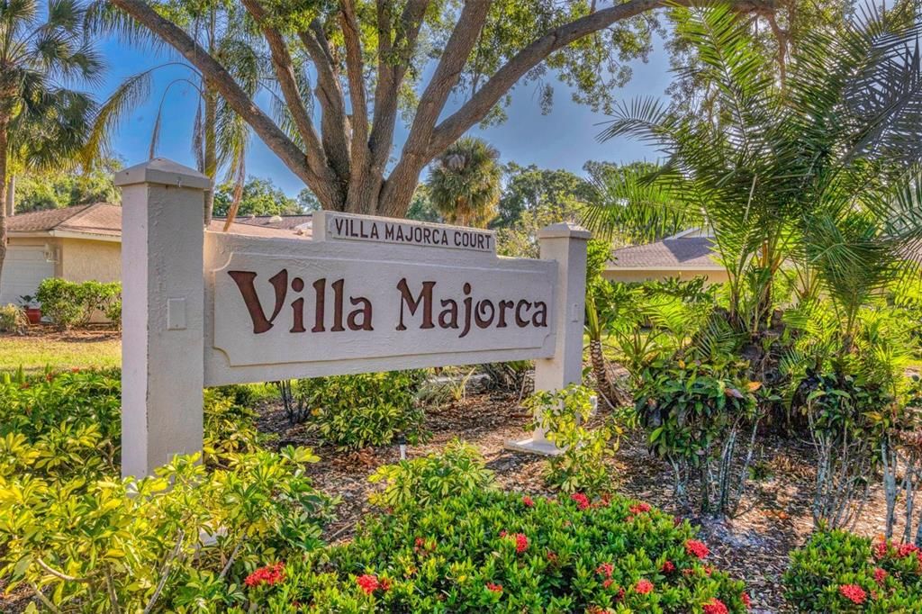 For Sale: $299,999 (2 beds, 2 baths, 1475 Square Feet)