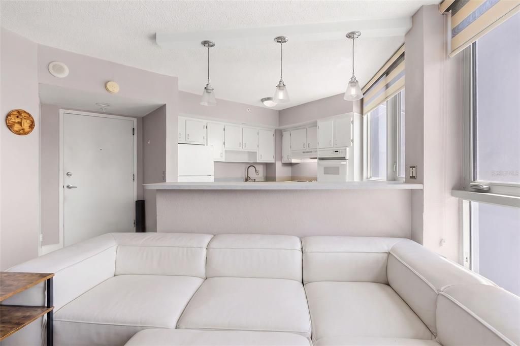 For Sale: $200,000 (0 beds, 1 baths, 475 Square Feet)