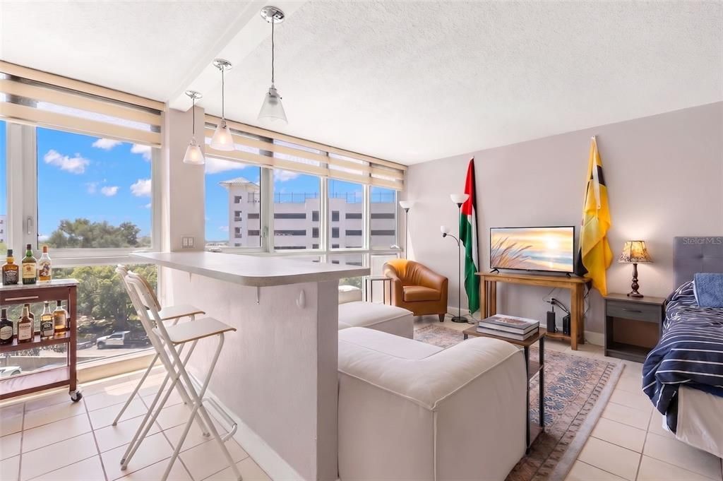 For Sale: $200,000 (0 beds, 1 baths, 475 Square Feet)