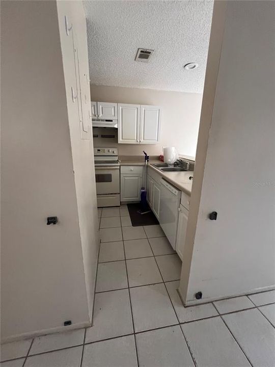 For Sale: $134,900 (3 beds, 2 baths, 1156 Square Feet)