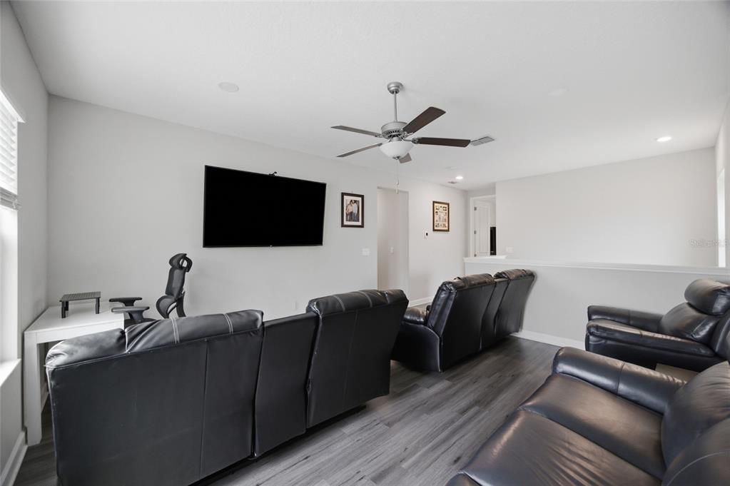 В аренду: $3,895 (5 спален, 3 ванн, 2964 Квадратных фут)