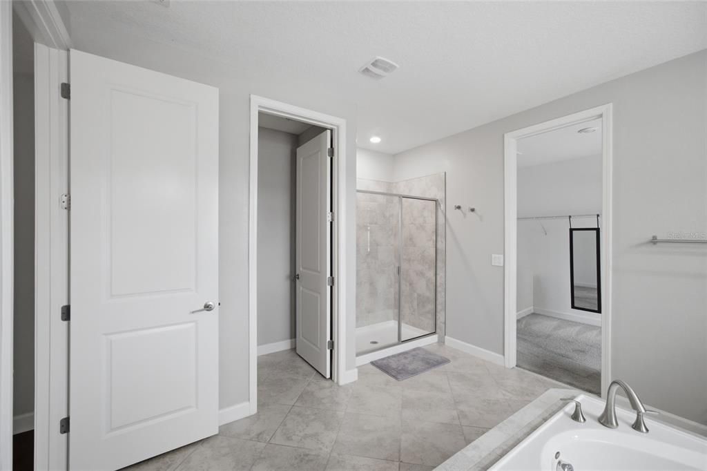 В аренду: $3,895 (5 спален, 3 ванн, 2964 Квадратных фут)