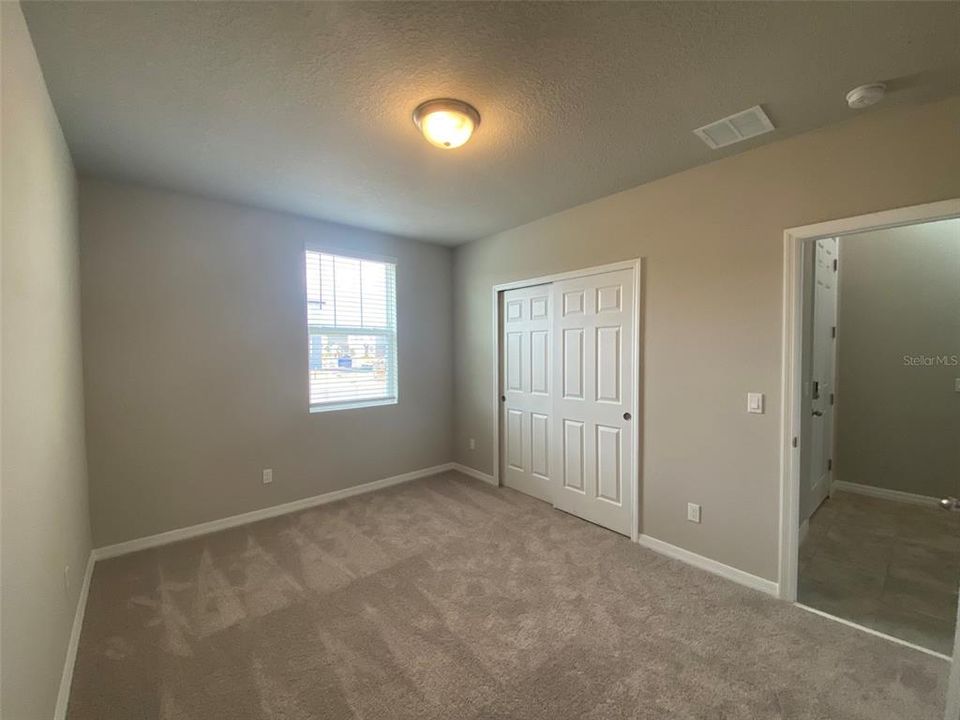 For Rent: $2,899 (4 beds, 3 baths, 2634 Square Feet)