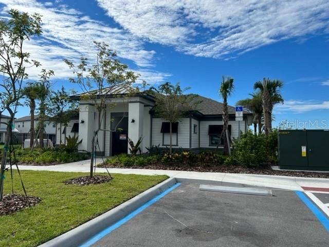For Rent: $2,899 (4 beds, 3 baths, 2634 Square Feet)