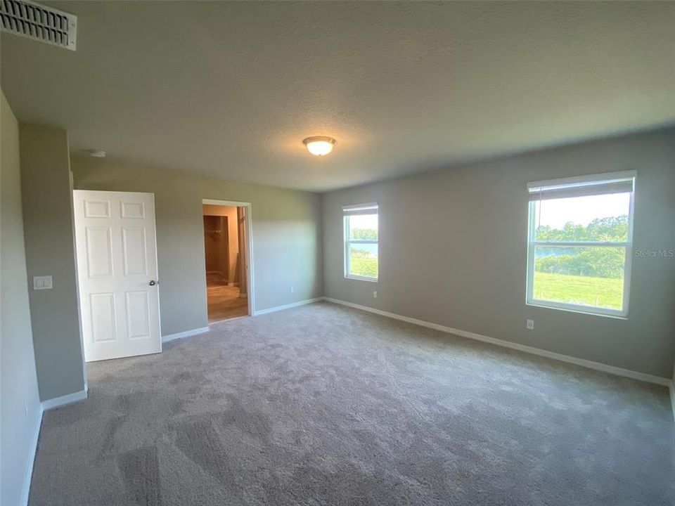 For Rent: $2,899 (4 beds, 3 baths, 2634 Square Feet)