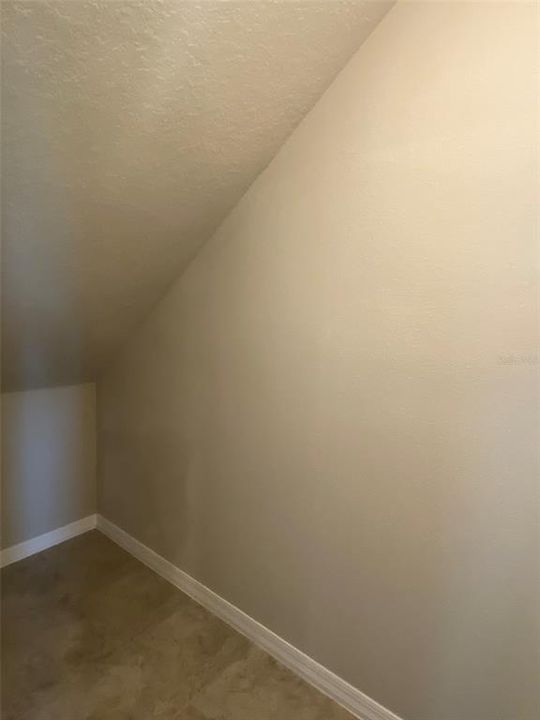 For Rent: $2,899 (4 beds, 3 baths, 2634 Square Feet)