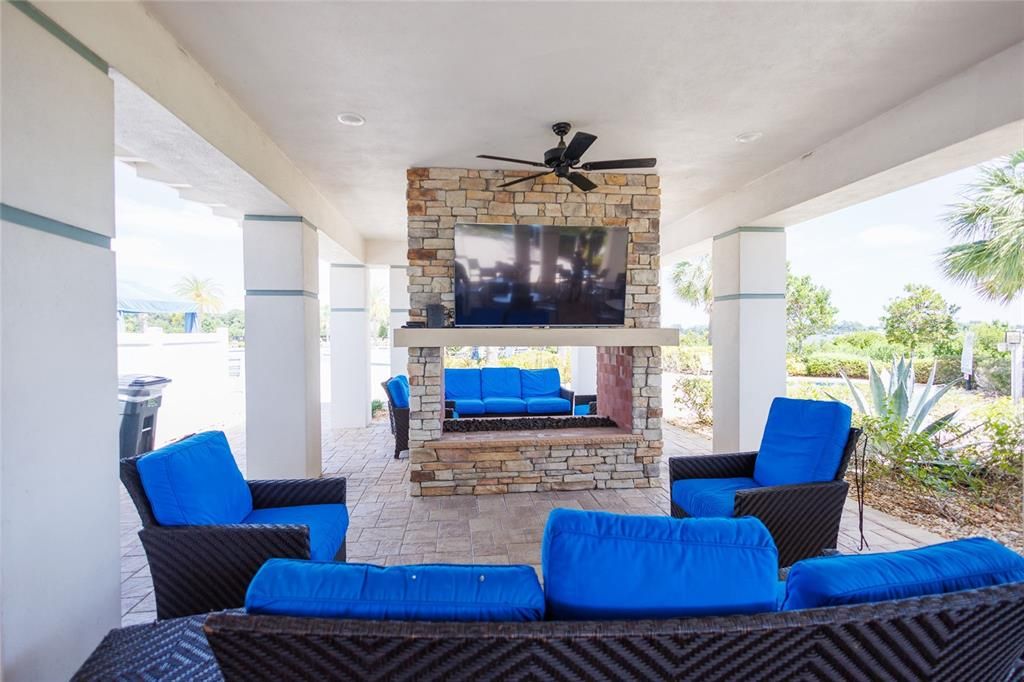 For Sale: $529,900 (3 beds, 3 baths, 2365 Square Feet)