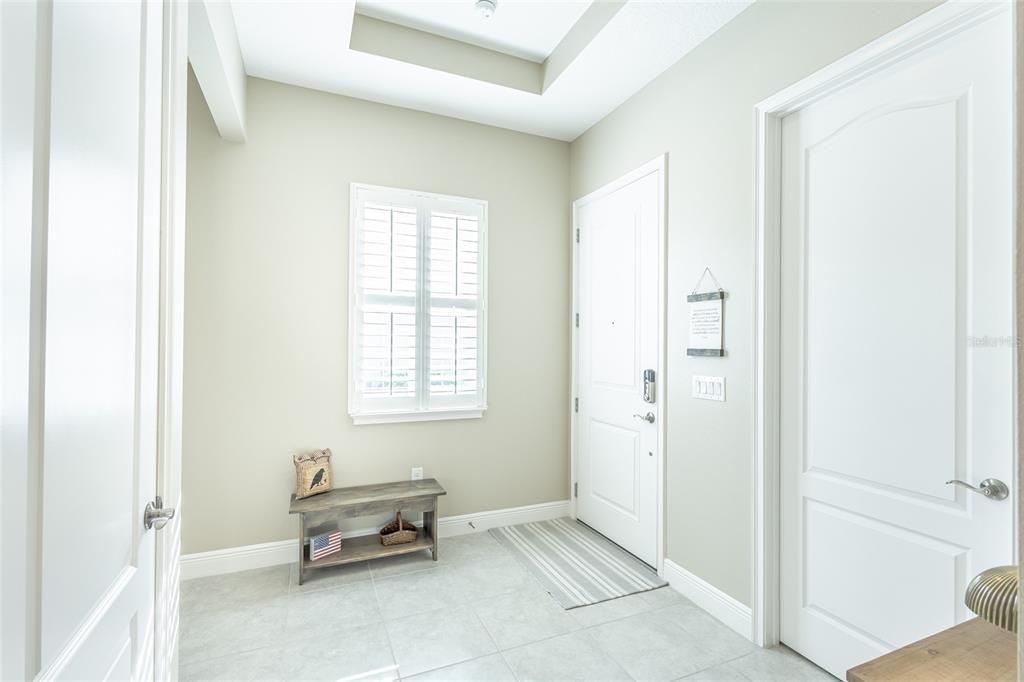 For Sale: $529,900 (3 beds, 3 baths, 2365 Square Feet)